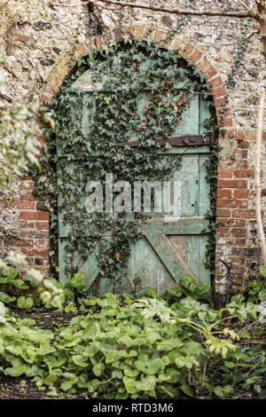 Gartentor in Walled Garden Stockfoto