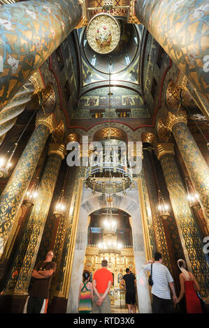 Hram Adormirea Maicii Domnului (1352 die Mutter Gottes) oder Curtea de Arges Kathedrale gebaut 1514 bis 1517 im byzantinischen Baustil in Cu Stockfoto