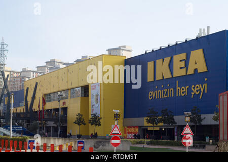 Bayrampasa, Istanbul/Türkei - 24. Dezember 2018: Ikea auf 'Einkaufszentrum Forum Istanbul' Stockfoto