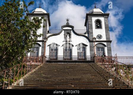 Treppen die Wallfahrtskirche Nossa Senhora do Monte, Monte, Funchal, Madeira, Portugal Stockfoto