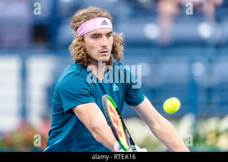 Dubai, VAE. 01. März, 2019. Stefanos Tsitsipas Griechenland im semi Finale gegen Gael Monfils von Frankreich während der Dubai Duty Free Tennis Meisterschaft am Dubai International Tennis Stadium, Dubai, UAE am 01. März 2019. Foto von Grant Winter. Credit: UK Sport Pics Ltd/Alamy leben Nachrichten Stockfoto