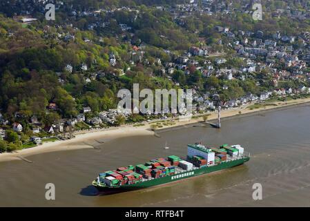 Luftaufnahme, Container schiff jemals Lucent mit Fracht an der Elbe, Hamburg, Deutschland Stockfoto