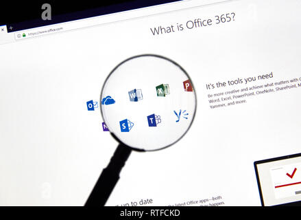MONTREAL, KANADA - 28. FEBRUAR 2019: Microsoft Office 365 Symbole auf einem PC-Bildschirm. Office 365 ist der Markenname Microsoft verwendet für eine Gruppe von subscripti Stockfoto
