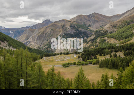 In der Nähe von Allos See in den französischen Alpen Stockfoto