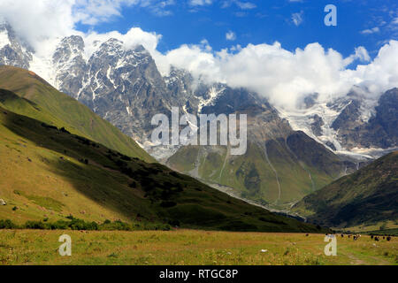 Schchara Peak (5068 m), Ushghuli Gemeinschaft, obere Svanetia, Georgien Stockfoto