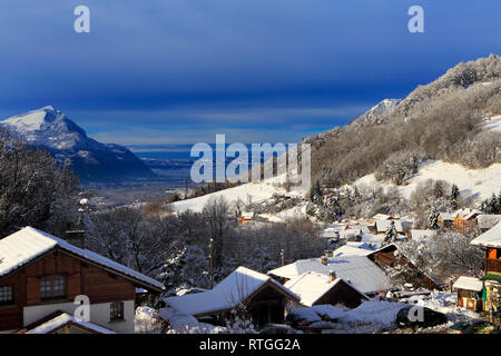 Arves Tal in der Nähe von Thyez, Saint-Sigismond, Haute-Savoie, Frankreich Stockfoto