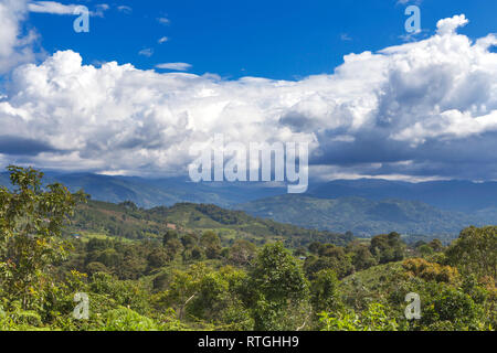 Landschaft, Archäologische Stätte Alto de los Idolos in der Nähe von San Agustin, Kolumbien Stockfoto