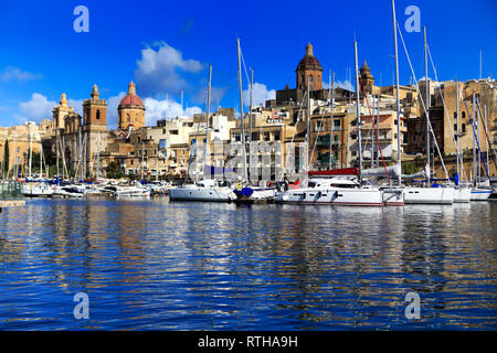 Blick auf Birgu (Vittoriosa) von Isla (Senglea), Malta Stockfoto