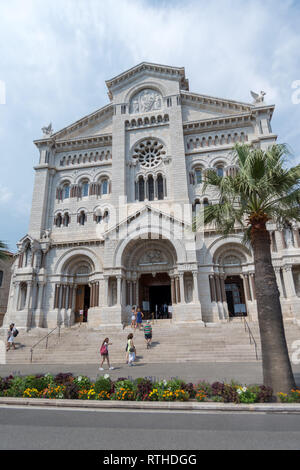 Fassade des Monaco Kathedrale Unserer Lieben Frau makellos Stockfoto