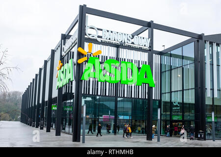 Asda Supermarkt an Barons Quay in Northwich Cheshire UK Stockfoto