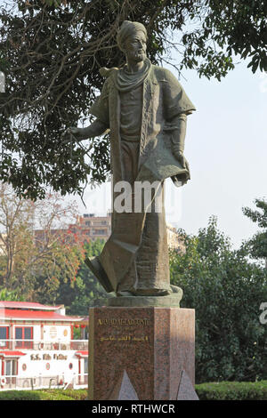 Kairo, Ägypten - März 01, 2010: Statue von Ahmad Al Fargoniy Astronom Denkmal in Kairo, Ägypten. Stockfoto