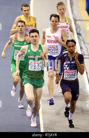 Irlands Mark English im 800m Männer Wärme 3 Während der Tag einer der Europäischen Indoor Leichtathletik WM im Emirates Arena, Glasgow. Stockfoto