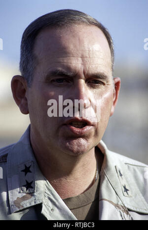 17. Oktober 1993 Major General Thomas Montgomery (Kommandant der amerikanischen Truppen in Somalia) Im UNOSOM HQ Compound in Mogadischu. Stockfoto