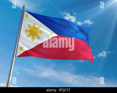 Philippinen Flagge schwenkten auf Pole gegen Sonne und blauer Himmel. High Definition Stockfoto