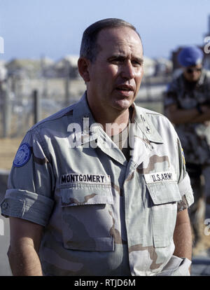 17. Oktober 1993 Major General Thomas Montgomery (Kommandant der amerikanischen Truppen in Somalia) Im UNOSOM HQ Compound in Mogadischu. Stockfoto