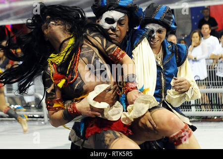 Sao Paulo, Brasilien. 2 Mär, 2019. Samba Schule Paraden spezielle Gruppe Sao Paulo 2. Tag - Unidos von Tucuruvi tritt die Allee im Sambodromo von Anhembi in São Paulo, in der ersten Nacht von Paraden der besondere Gruppe. Foto: Alan Morici/AGIF AGIF/Alamy Credit: Live-Nachrichten Stockfoto