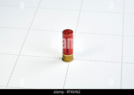 12 Gauge Ga Schrotflinte Nr. 4 Shell Patrone Papier ICI Vintage Stockfoto