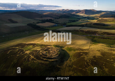 Die Ringe, eine alte Hill fort und Siedlung in Glenholm, in der oberen Tweed Valley in den Grenzen Region des südlichen Schottland. Stockfoto