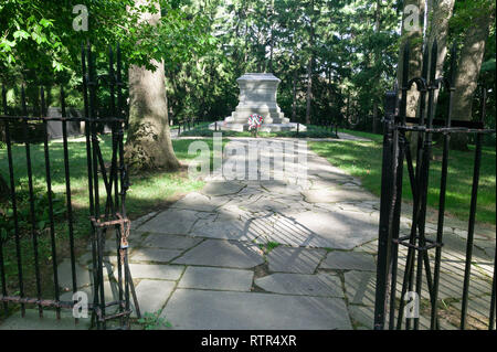 Das Grab von Rutherford B. Hayes und Lucy Hayes auf Spiegel Grove in Fremont, Ohio Stockfoto