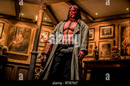 RELEASE DATE: April 12, 2019 TITEL: Hellboy Studio: SUNFILM Entertainment Regie: Neil Marshall PLOT: Auf der Graphic Novels von Mike Mignola, Hellboy, zwischen den Welten des Übernatürlichen und menschlichen gefangen, Schlachten eine alte Zauberin auf Rache. STARRING: DAVID HAFEN als Hellboy. (Bild: © lionsgate/Entertainment Bilder) Stockfoto