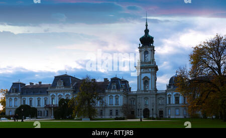 Blick auf Schloss Festetics eine der größten ungarischen Herrenhäuser, Keszthely. Stockfoto