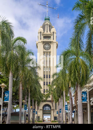 Ansicht der neuen Aloha Tower Marktplatz Am 6. August 2016 in Honolulu, Hawaii. Neu renovierte Aloha Tower Marketplace ist das Tor zum Honolulu Har Stockfoto