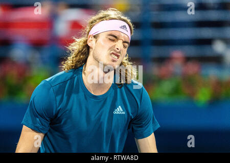 Dubai, VAE. 2. März 2019. Stefanos Tsitsipas Griechenlands reagiert im Finale gegen Roger Federer von der Schweiz während der Dubai Duty Free Tennis Meisterschaft am Dubai International Tennis Stadium, Dubai, UAE am 02. März 2019. Foto von Grant Winter. Stockfoto