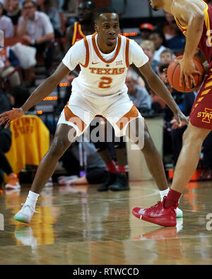 März 9, 2019.. Matt Coleman III #2 der Texas Longhorns im Einsatz gegen ...