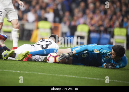 Madrid, Madrid, Spanien. 2 Mär, 2019. Thibaut Courtois (Torhüter; Real Madrid) in Aktion während der La Liga Match zwischen Real Madrid und FC Barcelona im Santiago Bernabeu Stadion am 3. März 2019 in Madrid, Spanien Credit: Jack Abuin/ZUMA Draht/Alamy leben Nachrichten Stockfoto