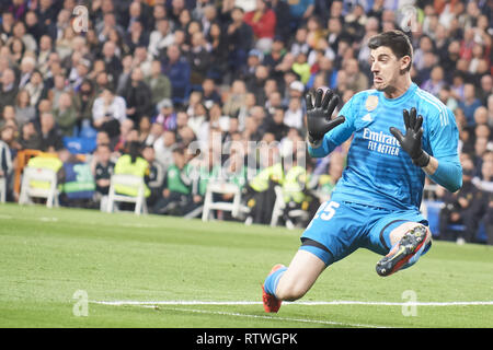 Madrid, Madrid, Spanien. 2 Mär, 2019. Thibaut Courtois (Torhüter; Real Madrid) in Aktion während der La Liga Match zwischen Real Madrid und FC Barcelona im Santiago Bernabeu Stadion am 3. März 2019 in Madrid, Spanien Credit: Jack Abuin/ZUMA Draht/Alamy leben Nachrichten Stockfoto