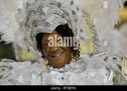 RJ - Rio de Janeiro - 03/03/2019 - Parade von Porto da Pedra an Karneval in Rio 2019 - Mitglieder der Parade der Sambaschule UNIDOS DO PORTO da PEDRA während der Präsentation des samba Schulen der Gruppe A im Sambodromo da Marques de Sapucai im Karneval von Rio 2019. Foto: Thiago Ribeiro/AGIF Stockfoto