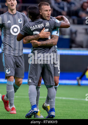 Vancouver, Kanada. 2 Mär, 2019. Minnesota's United FC Francisco Calvo (R) feiert mit seinen Teamkollegen Darwin Quintero während der MLS Fußball Match zwischen Vancouver Whitecaps und Minnesota United FC in Vancouver, Kanada, 2. März 2019. Whitecaps verloren 2-3. Credit: Andrew Soong/Xinhua/Alamy leben Nachrichten Stockfoto