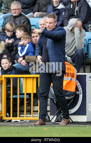 London, Großbritannien. 02 Mär, 2019. Millwall Manager Neil Harris während der efl Sky Bet Championship Match zwischen Millwall und Norwich City an der Höhle, London, England am 2. März 2019. Foto von Ken Funken. Nur die redaktionelle Nutzung, eine Lizenz für die gewerbliche Nutzung erforderlich. Keine Verwendung in Wetten, Spiele oder einer einzelnen Verein/Liga/player Publikationen. Credit: UK Sport Pics Ltd/Alamy leben Nachrichten Stockfoto