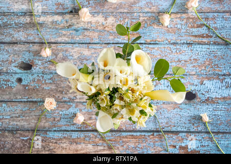 Blumenschmuck von callas Lilly und Gerbera Stockfoto