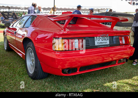 Lotus Esprit SE Turbo 'High Wing' 1992 roter Sportwagen Stockfoto