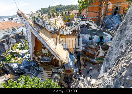 DA LAT, VIETNAM - 20. FEBRUAR 2018: Architektur eines Crazy House in Dalat, Vietnam Stockfoto