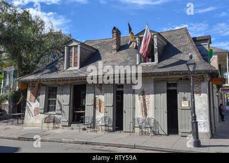 New Orleans ist Wissen (unter anderem) für seine Architektur mit mehreren Einflüssen in diesem Bild illustriert Stockfoto