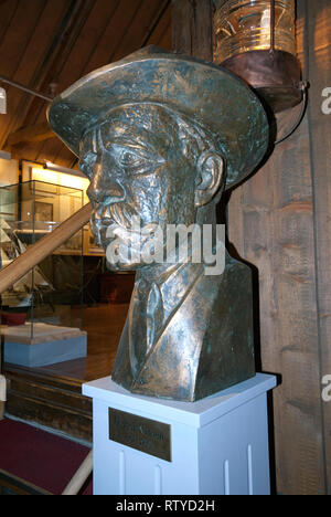 Statue der norwegische Forscher und Wissenschafter Fridtjof Nansen (1861-1930), Polar Museum (Polarmuseet) in Tromsø, Troms County, Norwegen Stockfoto