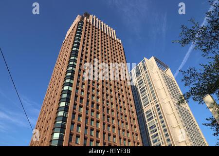 TAIPEI, Taiwan - Dezember 3, 2018: Farglory Finanzplatz und Uni-President Internationale Gebäude in Xinyi district, Taipei. Stockfoto