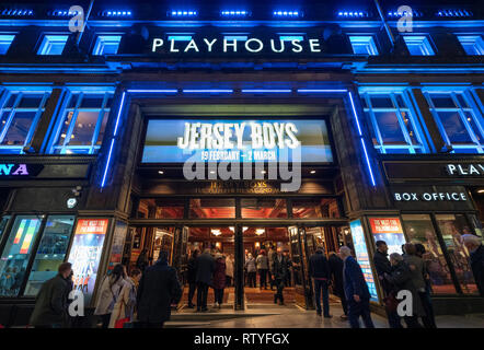 Außenansicht des Playhouse Theatre am Leith Walk am Abend vor der Aufführung von Jersey Boys, Edinburgh, Schottland, Großbritannien Stockfoto