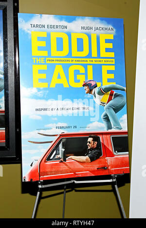 New York, USA. 02 Feb, 2016. Atmosphäre am Dienstag, Feb 2, 2016 "Eddie The Eagle" Screening im Landmark Sonnenschein Theater in New York, USA. Quelle: Steve Mack/S.D. Mack Bilder/Alamy Stockfoto