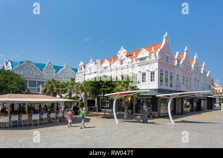 Plaza Daniel Leo mit niederländischen Gebäuden im Kolonialstil, Oranjestad, Aruba, ABC-Inseln, Leeward Antillen, Karibik Stockfoto