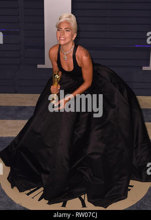 BEVERLY HILLS, Kalifornien - 24. Februar: Lady Gaga besucht 2019 Vanity Fair Oscar Party im Wallis Annenberg Center für Darstellende Künste am Februar Stockfoto