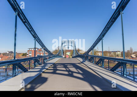 Historische Kaiser-Wilhelm-Brücke in Wilhelmshaven, Deutschland Stockfoto