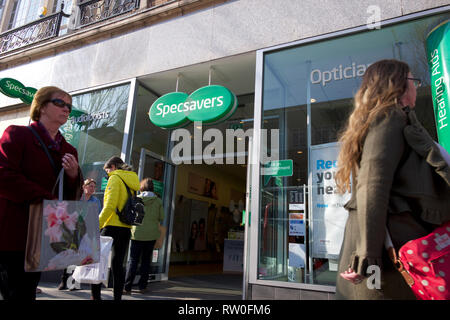 Specsavers Niederlassung GROSSBRITANNIEN Stockfoto