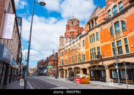 Liverpool, Großbritannien - 16 Mai 2018: Blick auf Architektur und Gebäude von Liverpool City Center von Renshaw Street Stockfoto
