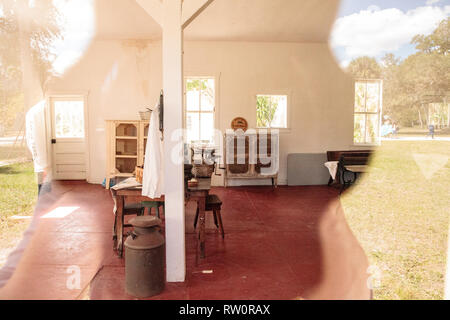 Estero, Florida, USA - Februar 23, 2019: 1903 Bäckerei an der historischen Koreshan State Park. Stockfoto