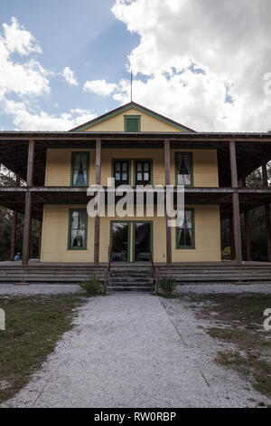 Estero, Florida, USA - Februar 23, 2019: 1904 planetarischen Gericht am historischen Koreshan State Park. Stockfoto