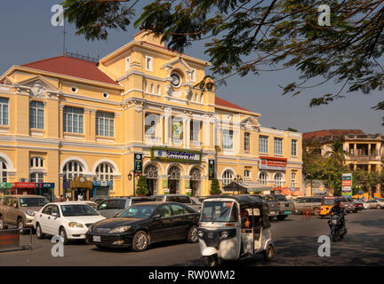 Kambodscha, Phnom Penh, Stadtzentrum, Street 13, alte französische Kolonialzeit Postgebäude Stockfoto