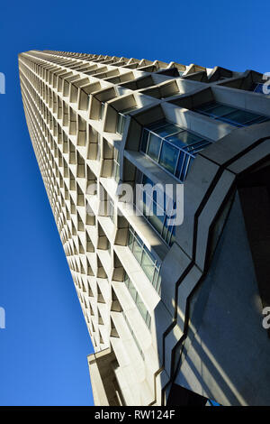 Mittelpunkt Gebäude, New Oxford Street und Tottenham Court Road, London, Vereinigtes Königreich Stockfoto